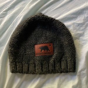 Dakota Grizzly 🐻 Beanie